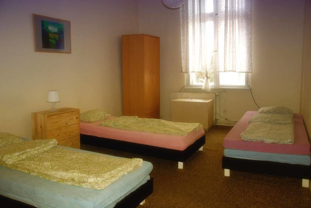 Hostel Krakowskie Klimaty Kültér fotó